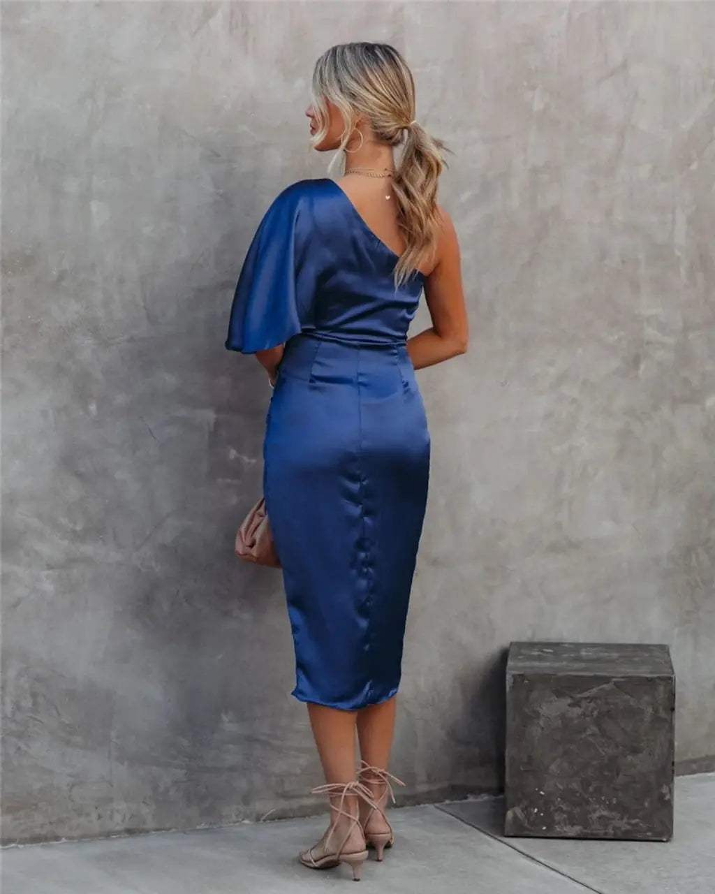 Women Spring Elegant V Neck Metallic Sleeveless Dress