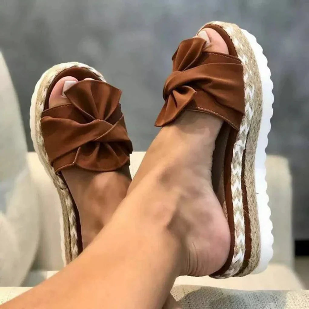 Women Summer Bow Accent Platform Slide Comfort Support Sandals