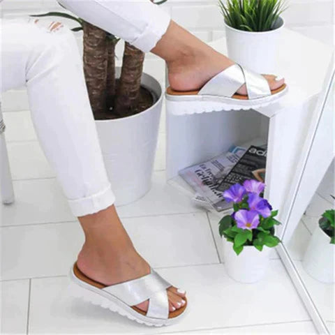 Women Summer Casual Comfort Sandals with Buckle Straps
