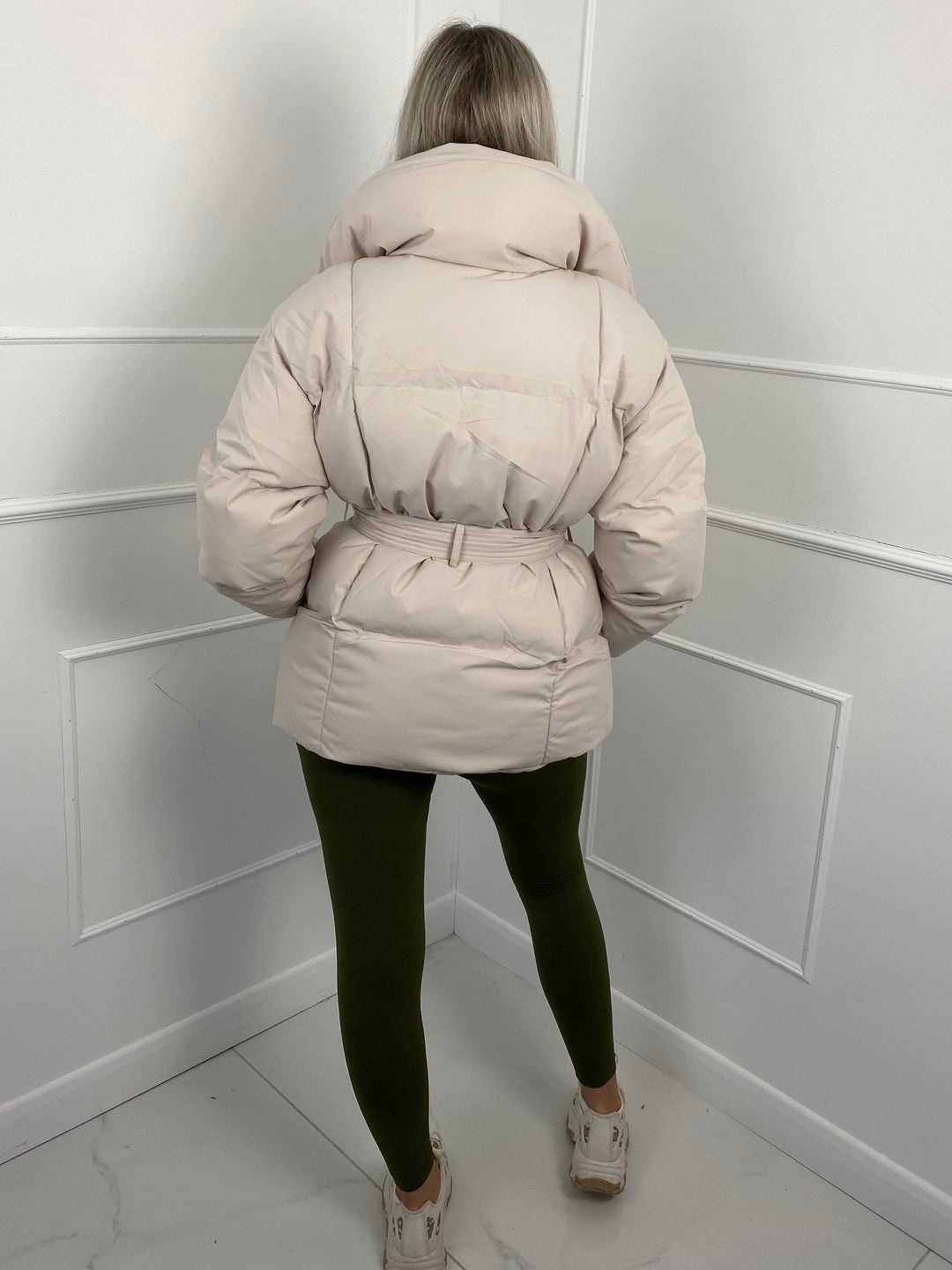 Karly | Short Belted Winter Puffer Jacket with Hood
