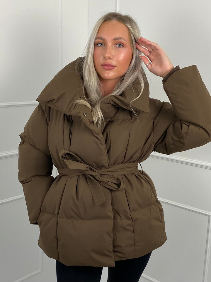 Karly | Short Belted Winter Puffer Jacket with Hood