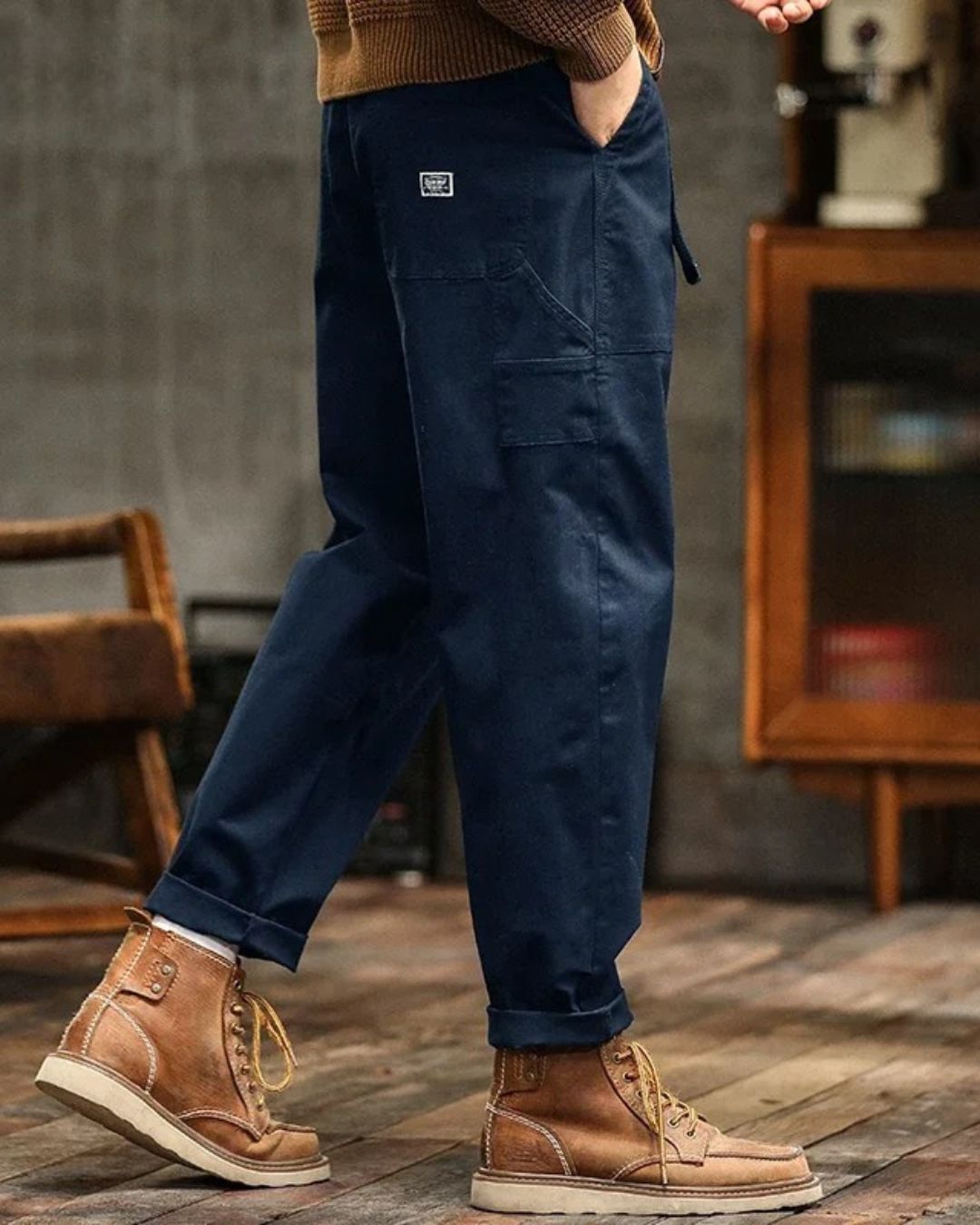 Men's Relaxed Straight-Leg Cargo Pants - Multi-Pocket Workwear