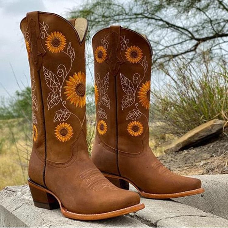 Women's Wide Calf Square Toe Knee High Western Boots